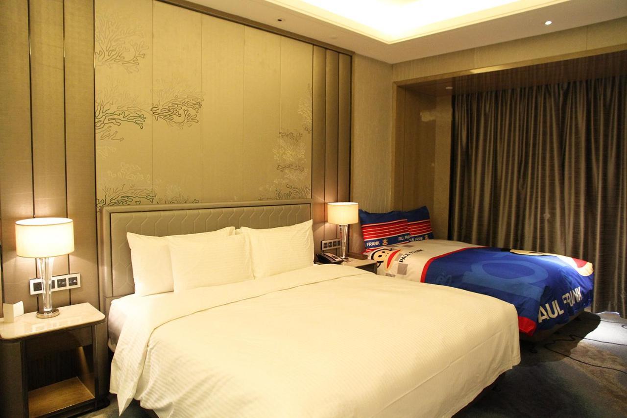 Pullman Yantai Center Hotel Exterior photo