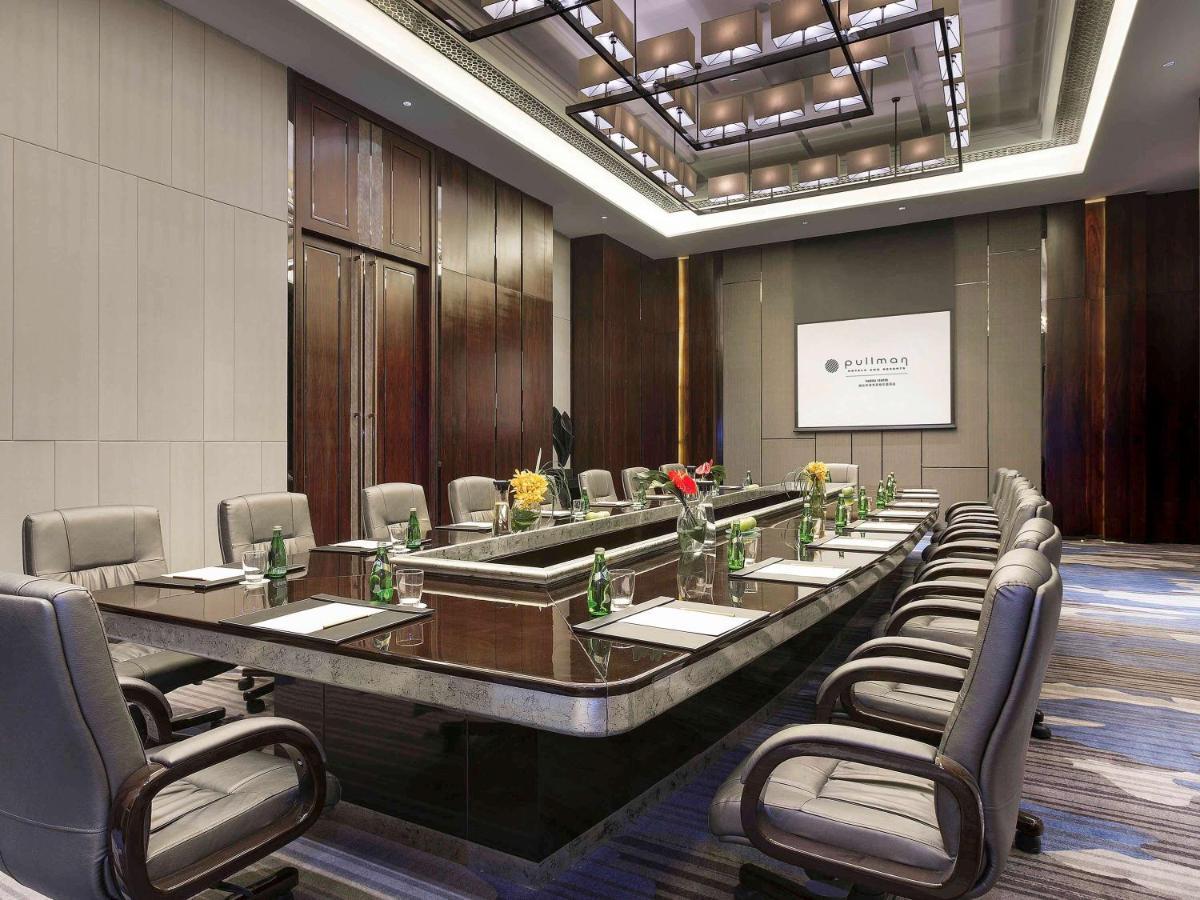 Pullman Yantai Center Hotel Exterior photo