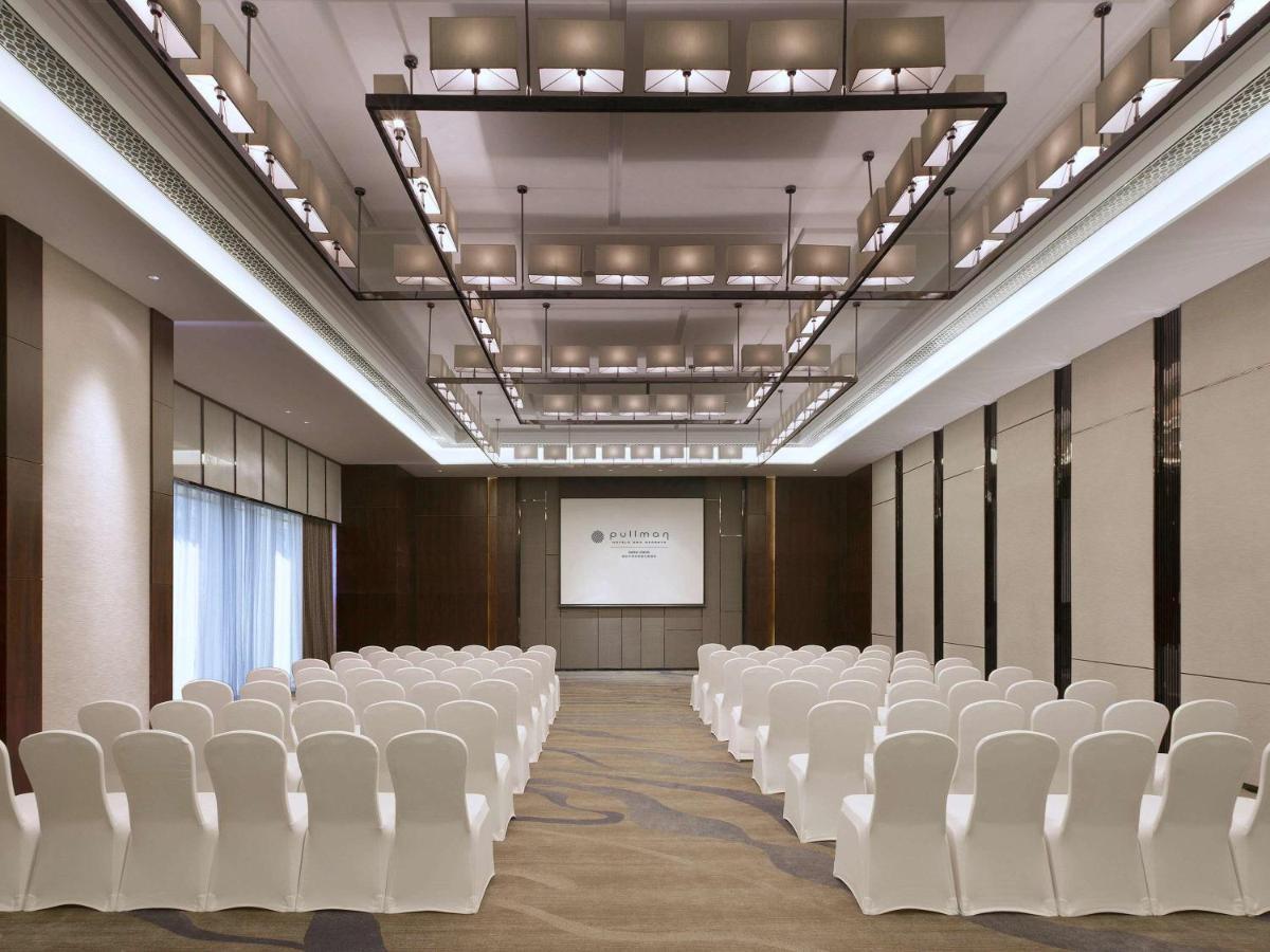 Pullman Yantai Center Hotel Exterior photo