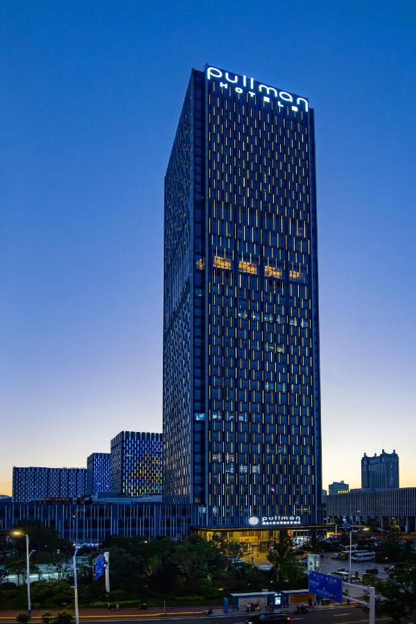 Pullman Yantai Center Hotel Exterior photo