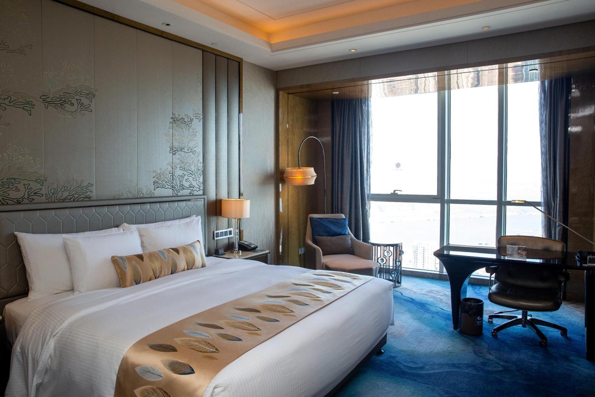 Pullman Yantai Center Hotel Exterior photo